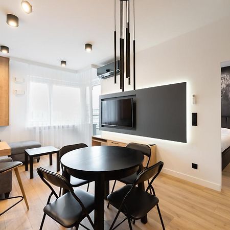 ורשה Zoliborz Obsidian Apartment מראה חיצוני תמונה
