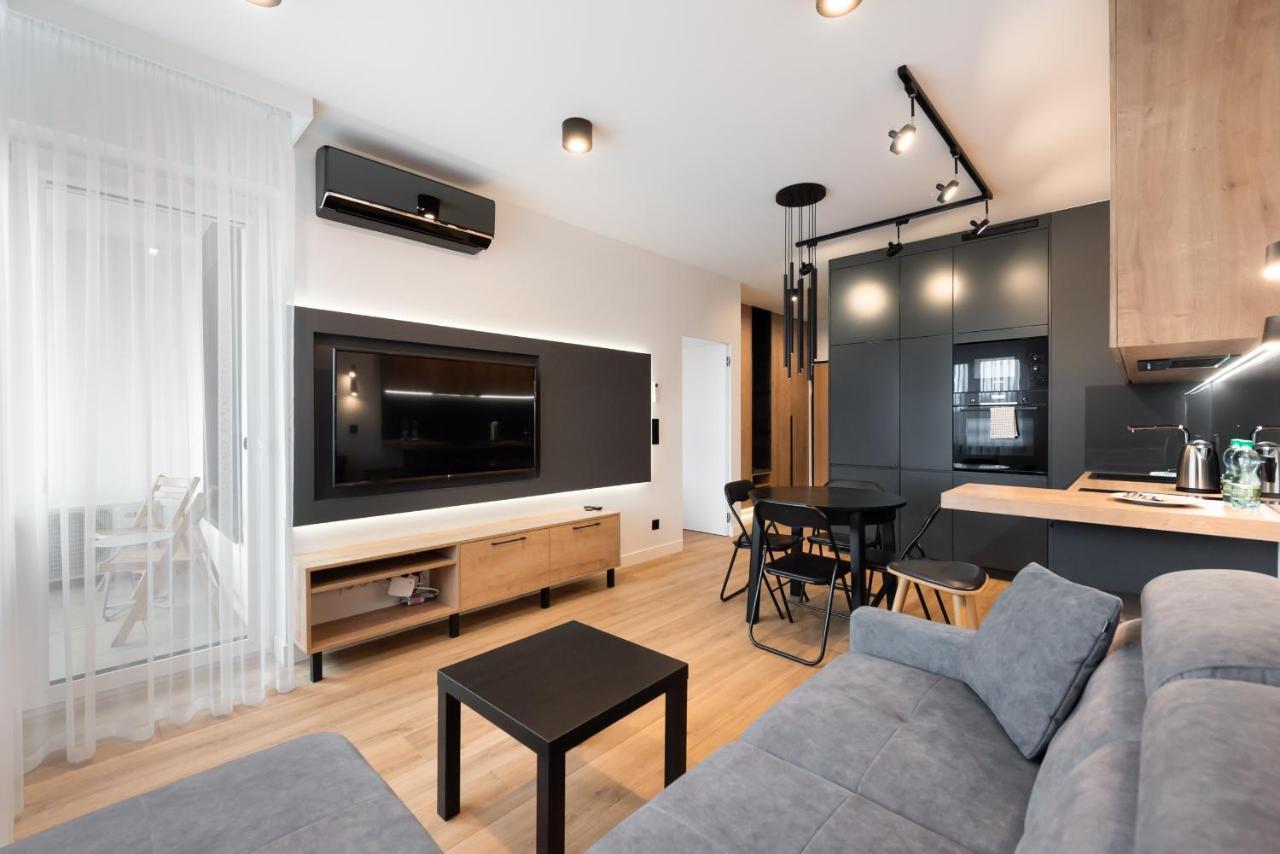 ורשה Zoliborz Obsidian Apartment מראה חיצוני תמונה