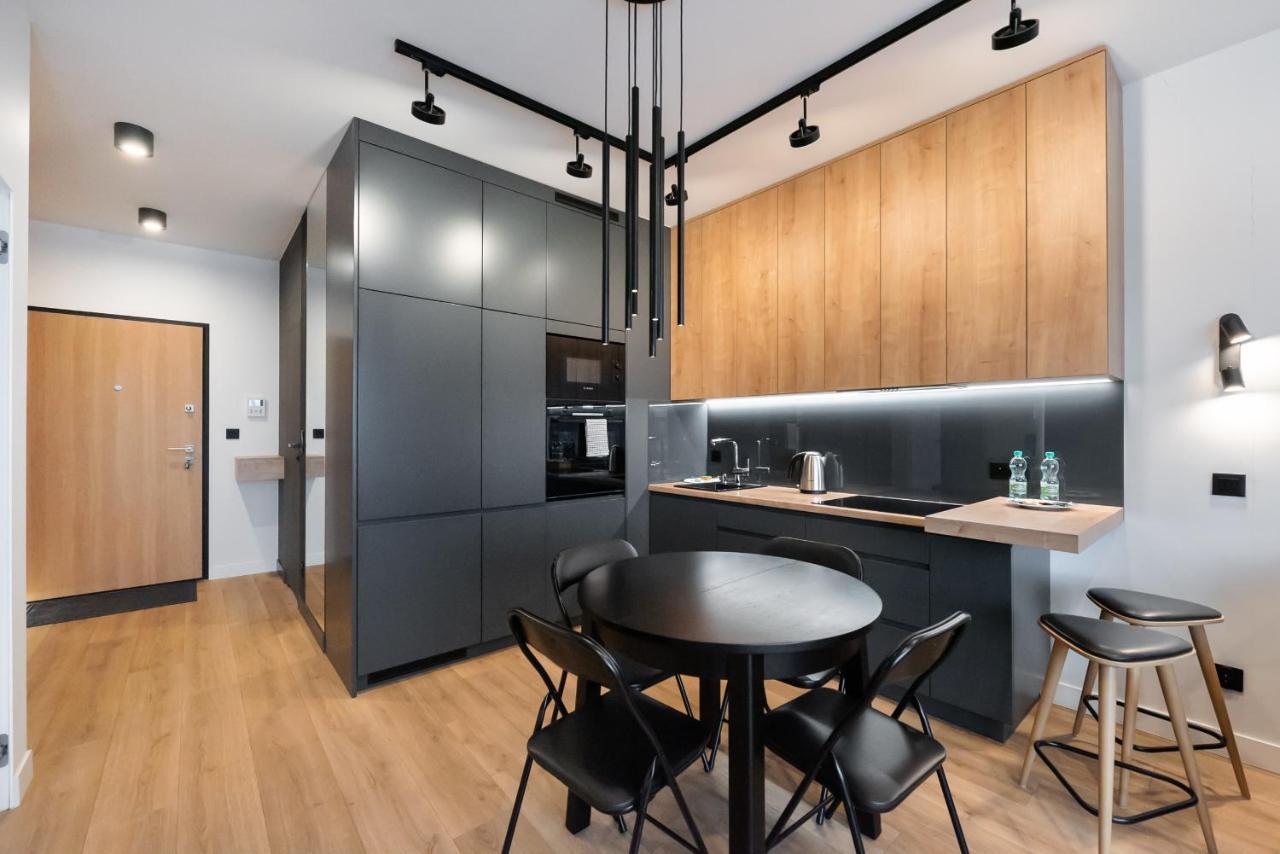 ורשה Zoliborz Obsidian Apartment מראה חיצוני תמונה
