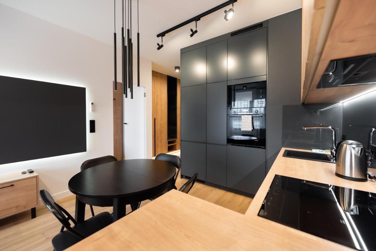 ורשה Zoliborz Obsidian Apartment מראה חיצוני תמונה